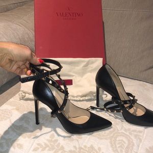 Valentino pumps